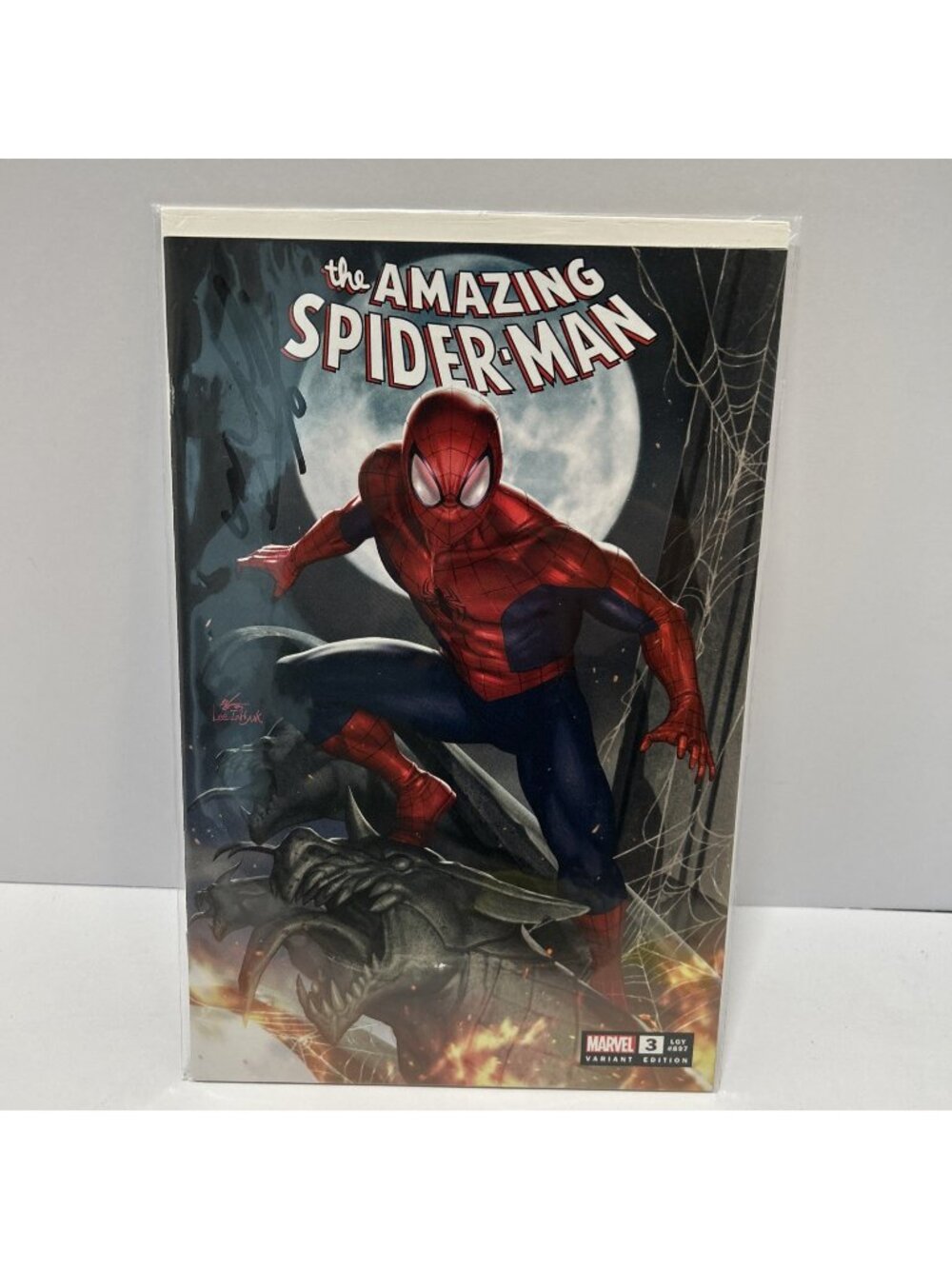 Amazing Spiderman 3 Nm-  Personally Signed By Inhyuk Lee Variant Comic Book